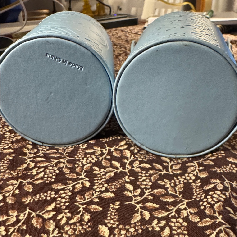 Sigma Beauty Brush CupHolder Sky Blue Embossed Travel Case Sturdy Snaps Together - Picture 7 of 7